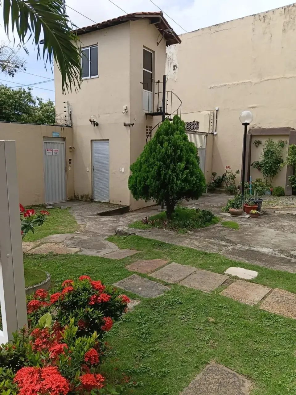 APARTAMENTO COM 02 QUARTOS A VENDA - Foto 2