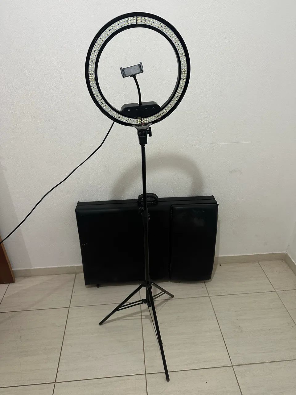 Guarda roupas, macas para estúdio, ring light  - Foto 2