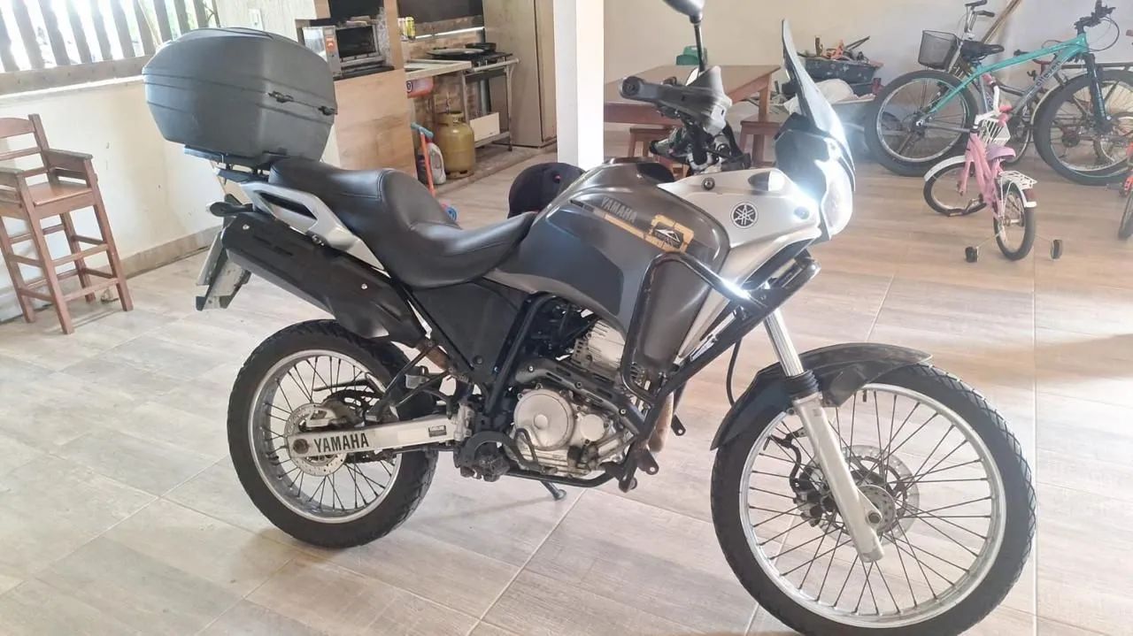 Tenere 250