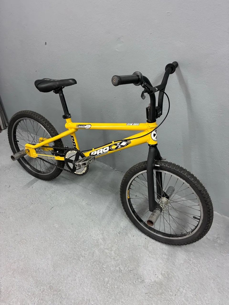 BMX Pro x série 6 (2006) - Aro 20?