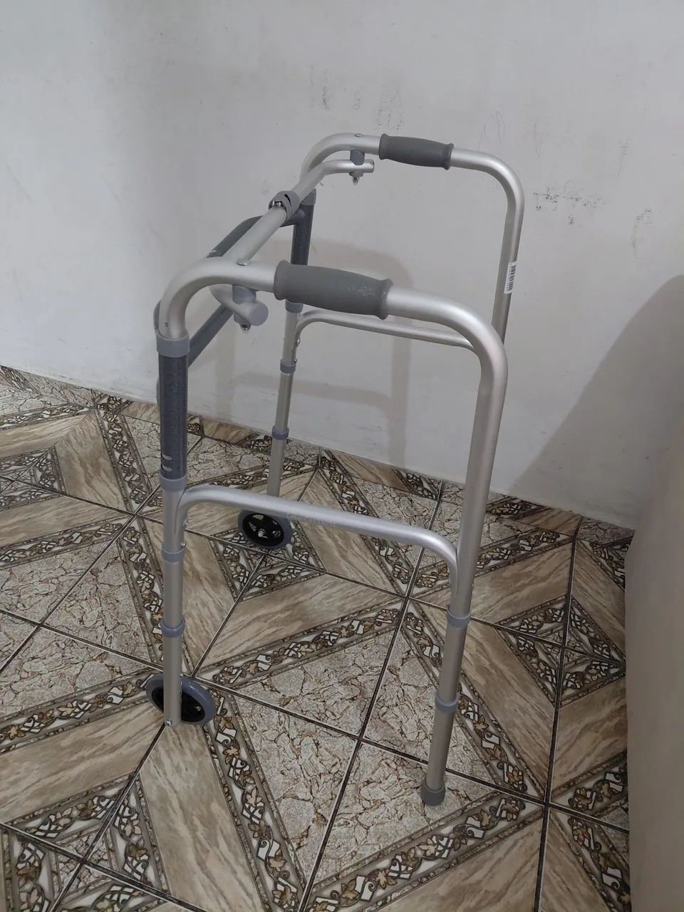 Andador Adulto - Foto 2