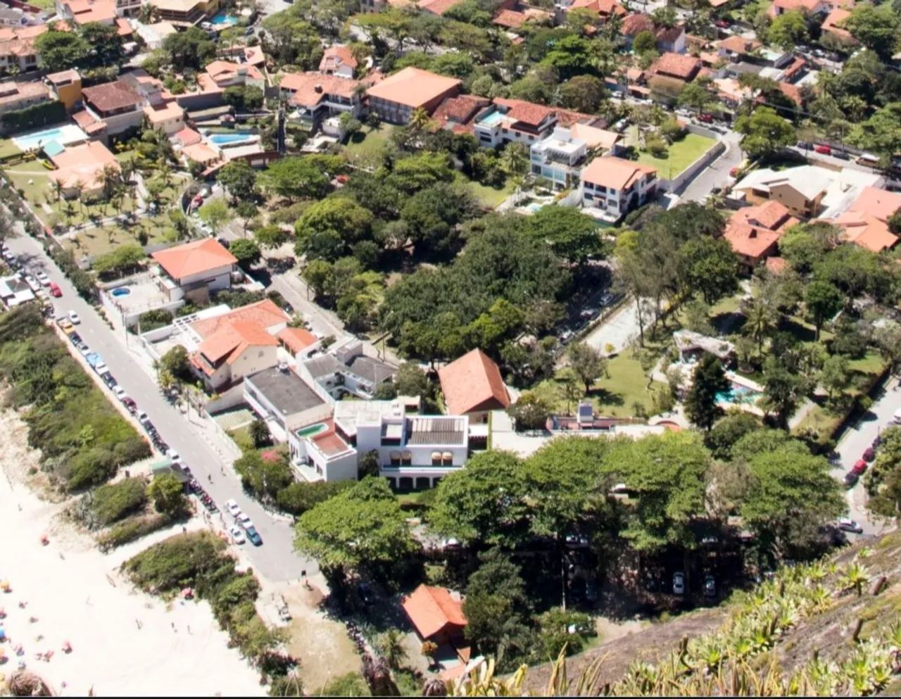 Residencia  a poucos  passos da praia