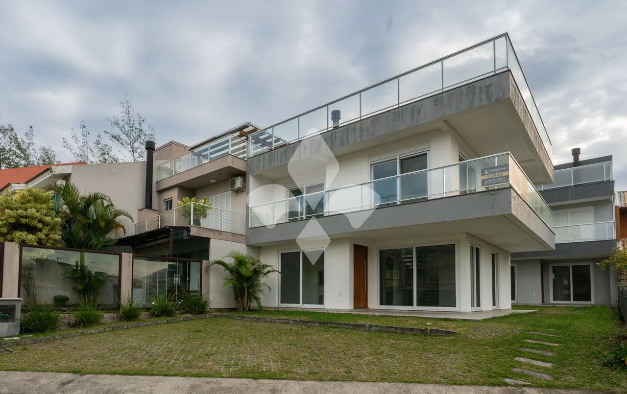 Casa 3 dormitórios, à venda Bairro Morrinhos, Garopaba/SC.