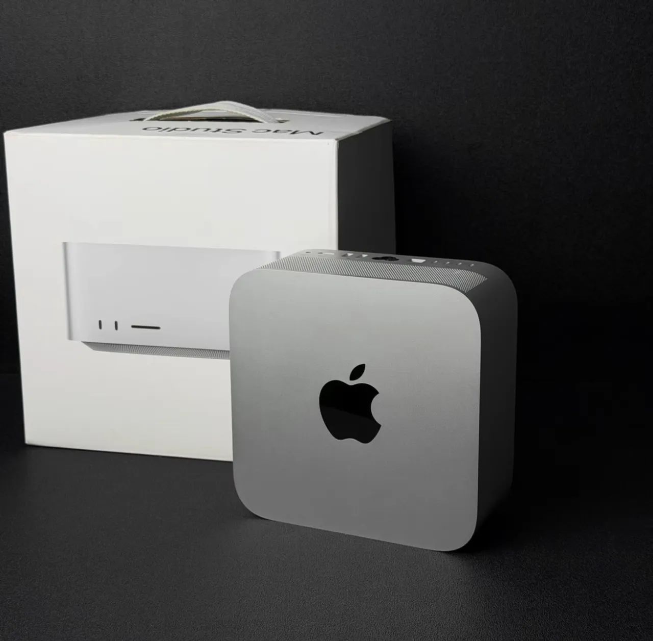 Mac Studio M4 Max453824924626472960