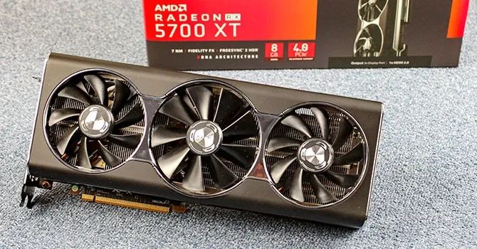 RX 5700 XT 8gb XFX **VENDO OU TROCO**