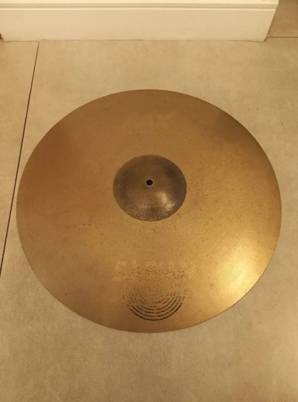 ## Prato de bateria Sabian AAX Raw Bell Dry Ride 21, B20, sem detalhes, oportunidade!! - Foto 2