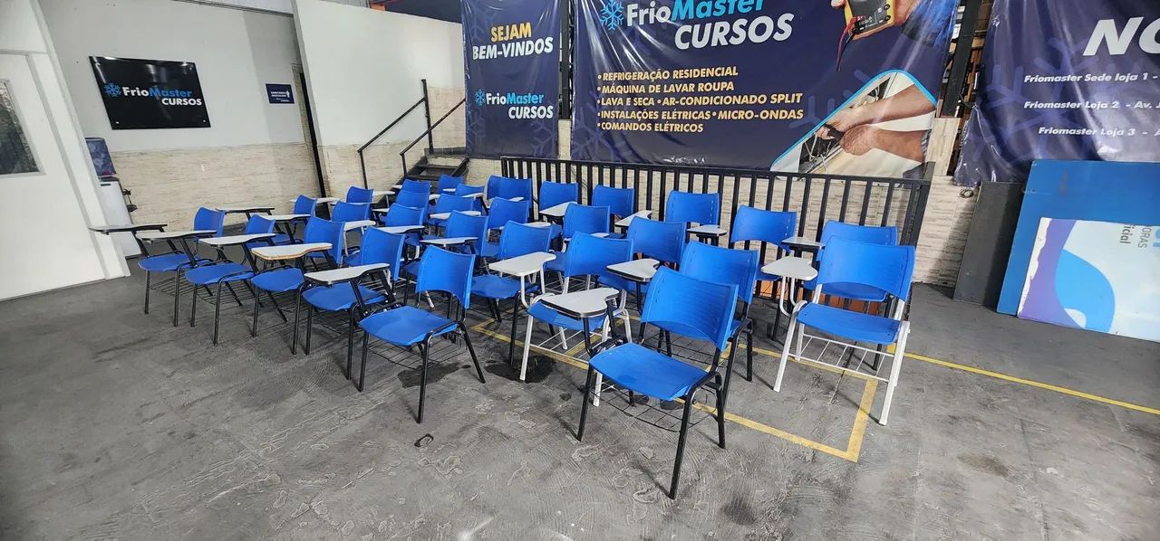 CADEIRAS UNIVERSITÁRIAS COM PRANCHETA - A PARTIR DE R$ 99