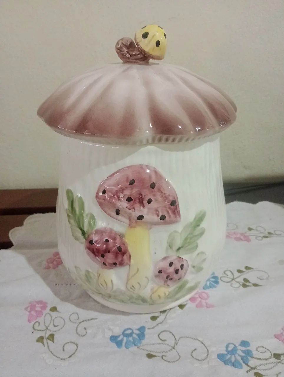 Linda biscoiteira ( antiguidade )