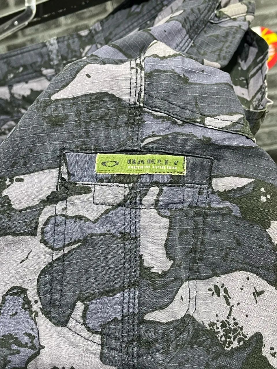 Bermuda night camo Oakley - Foto 3