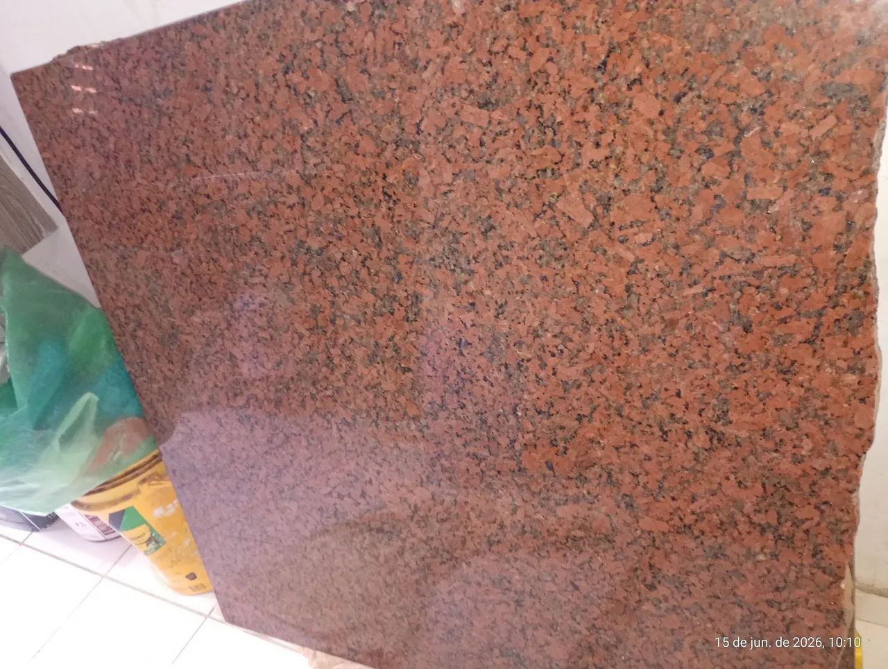 Peça de granito vermelho Brasília 2 metros metros por 90 - Foto 5