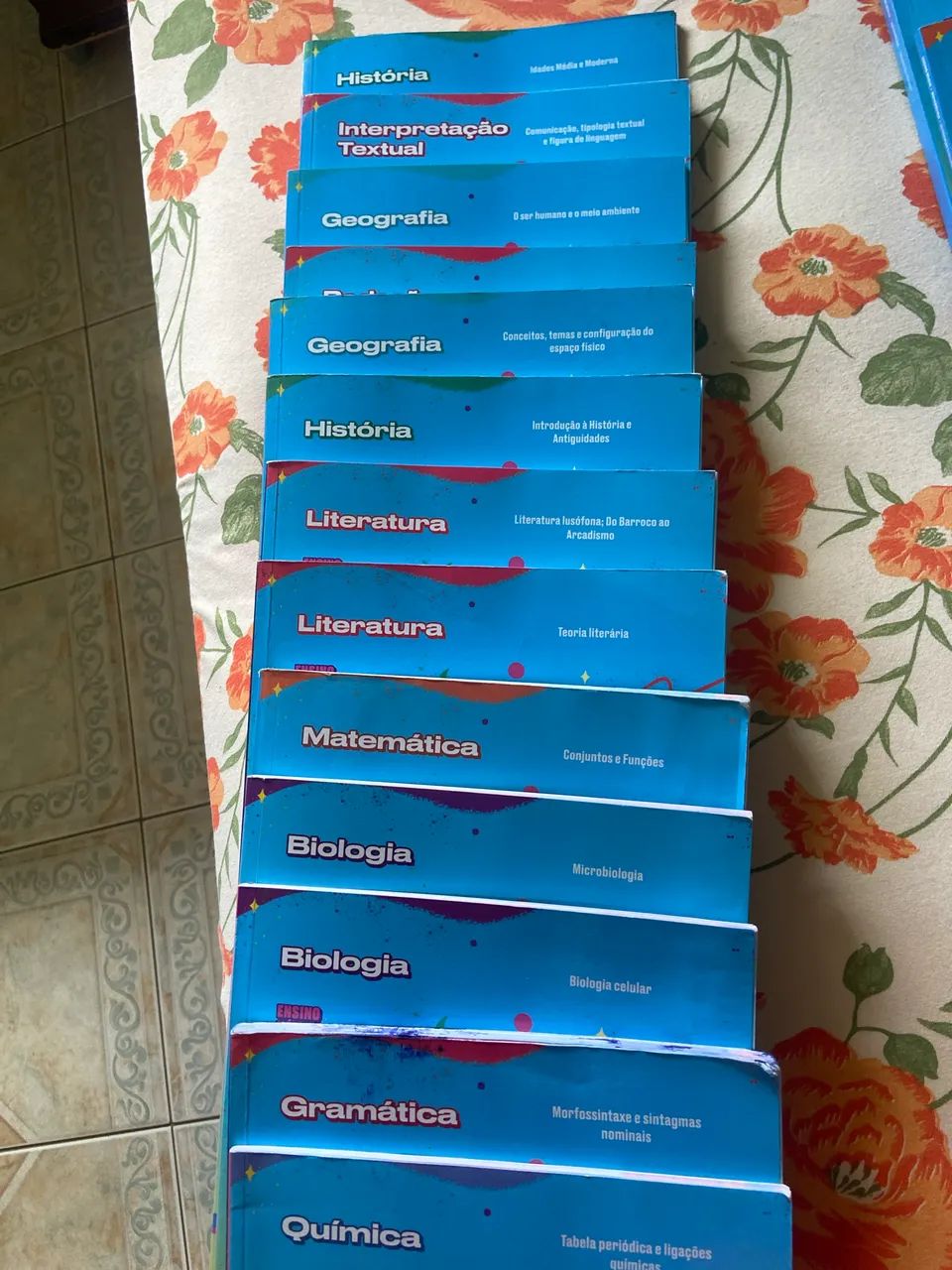 Conjunto de livro SAS primeiro ano do ensino médio, contendo 28 livros (química, biologia? - Foto 4