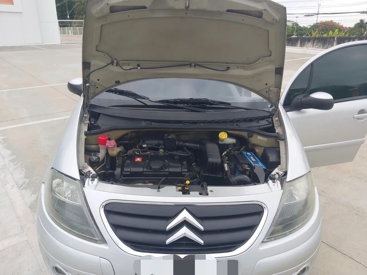 Citroën C3 GLX 1.4/ GLX SONORA 1.4 FLEX 8V 5P 2012