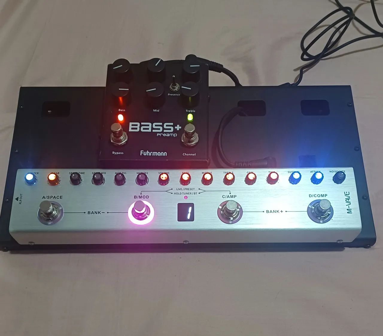 Pedais de baixo