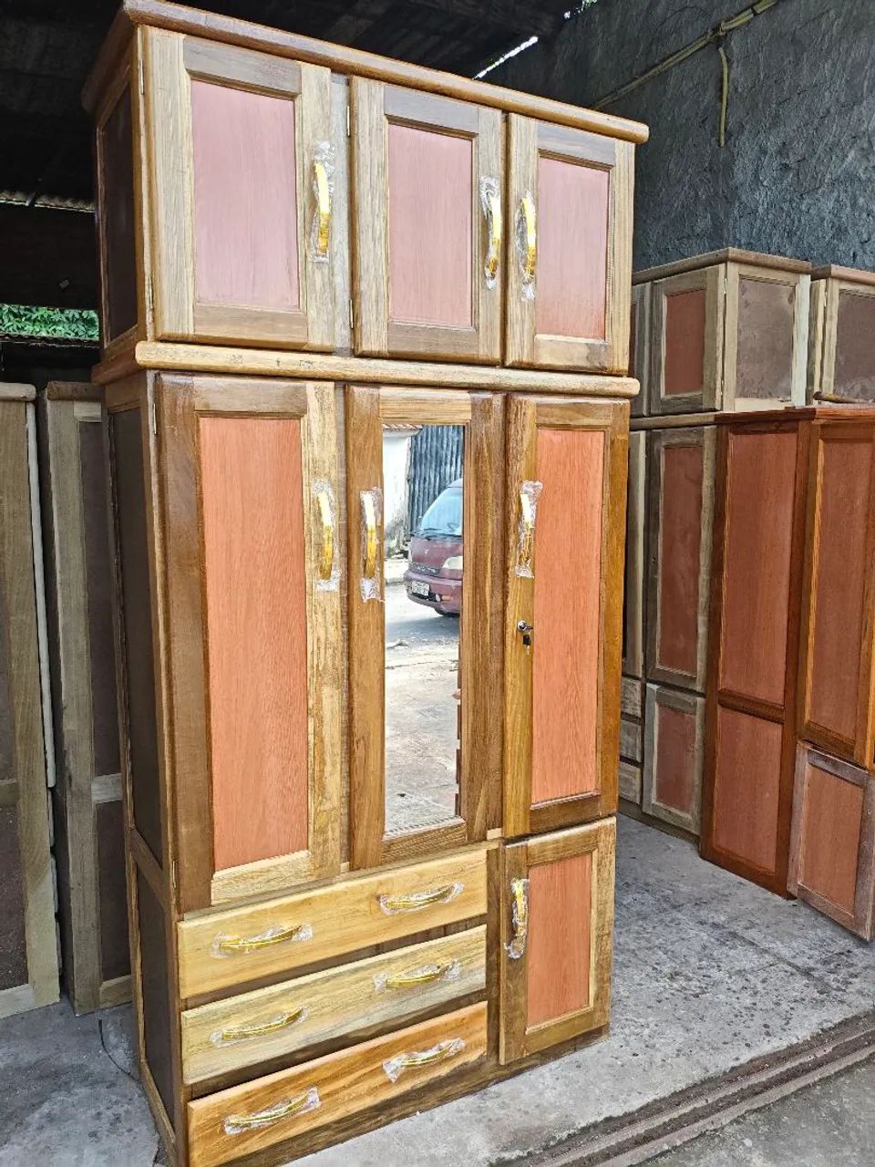 Guarda roupa de solteiro com maleiro novo  - Foto 3