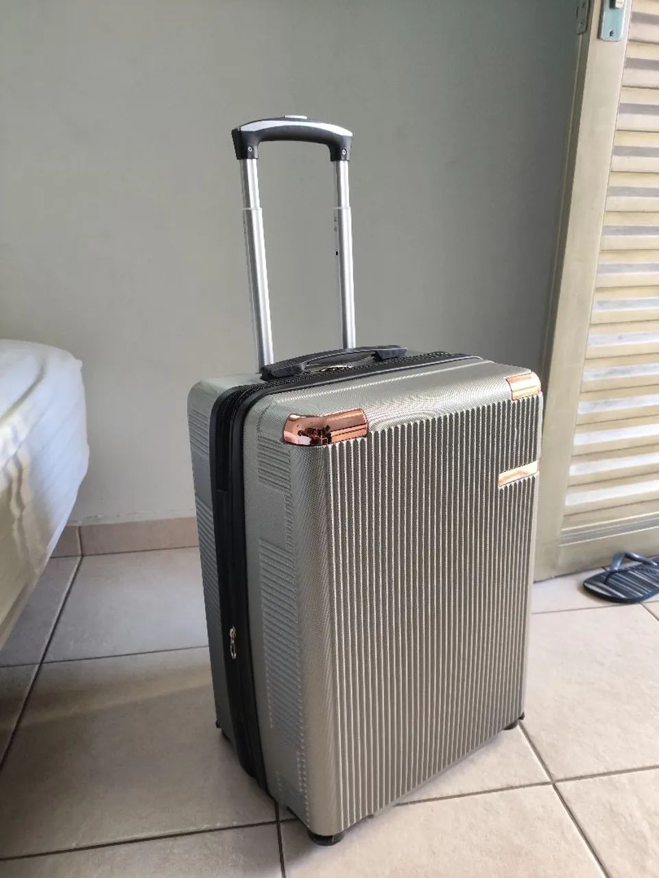 Mala para viagem prata 10kg - Foto 4