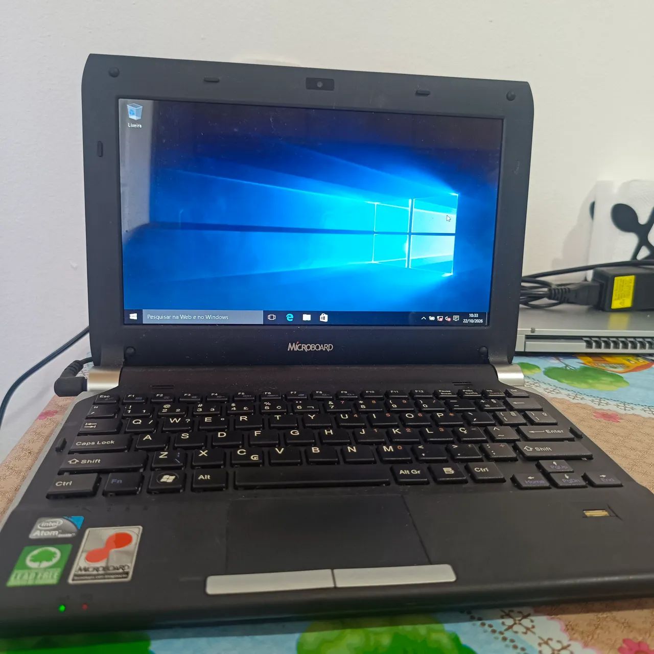 Netbook Microboard Intel Atom / 2GB RAM / Windows 10 - Pronto para Uso