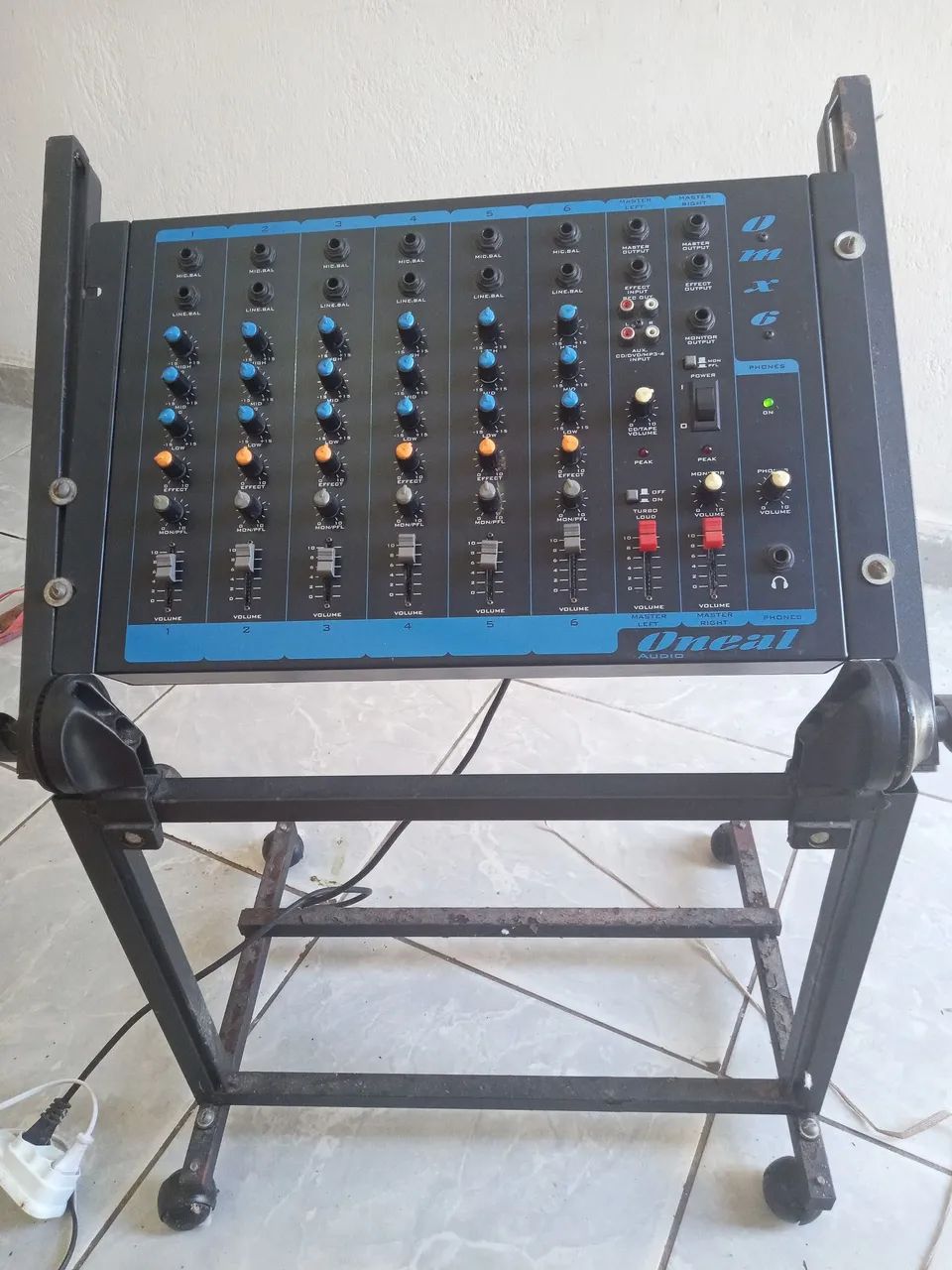 Mesa de som, 6 cabeça  - Foto 2