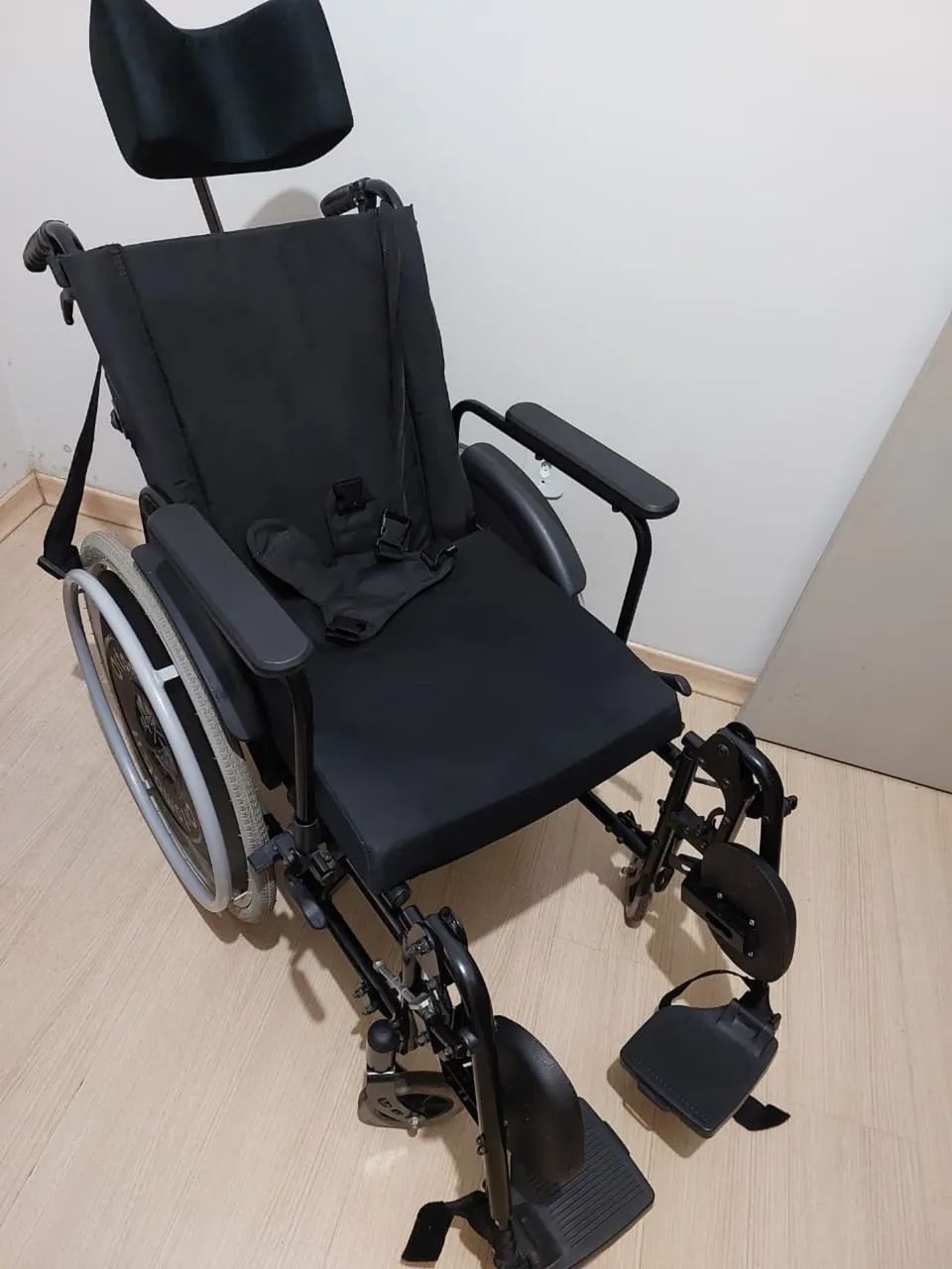 Cadeira de Rodas Reclinavel - Foto 4