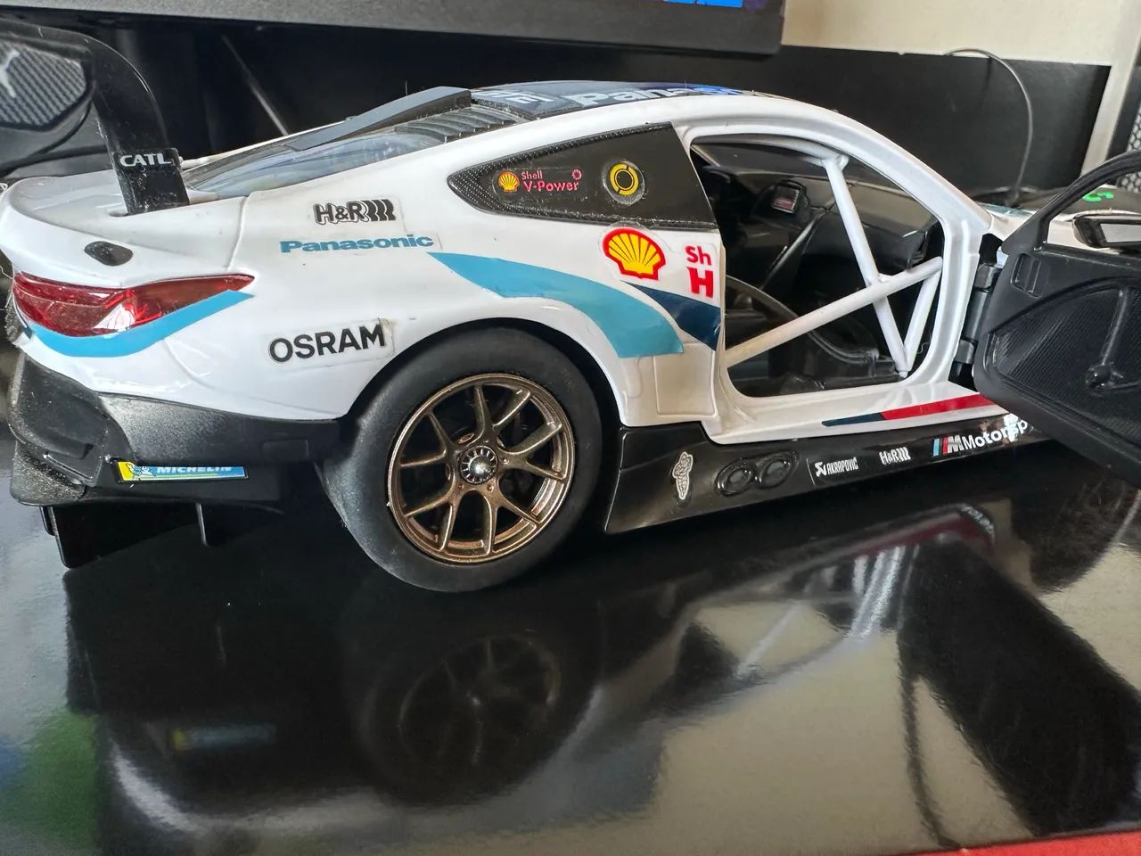 BMW M8 GTE DIY RASTAR 74 peças - Foto 2