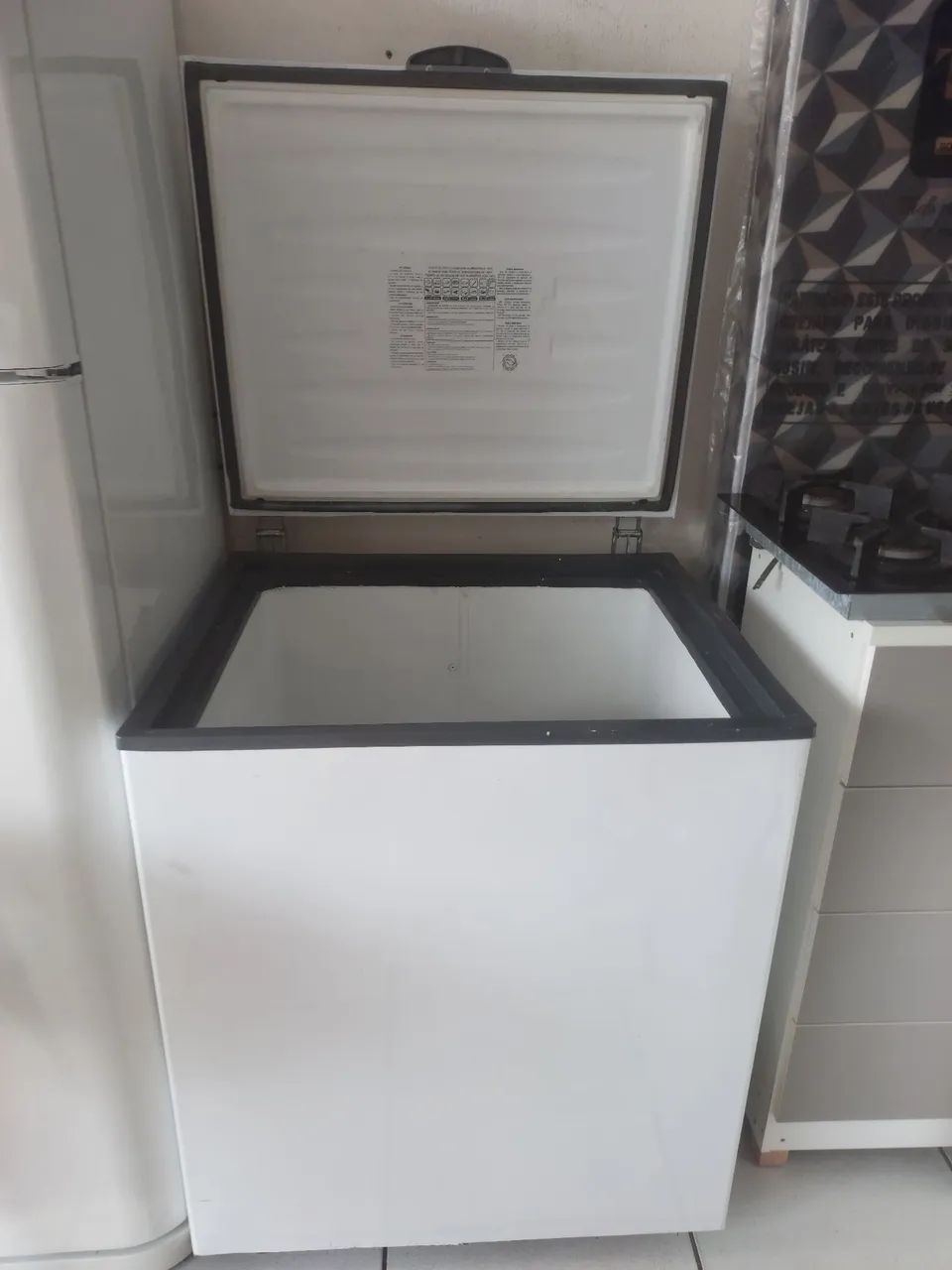 Frezeer horizontal 280 litros usada  - Foto 3