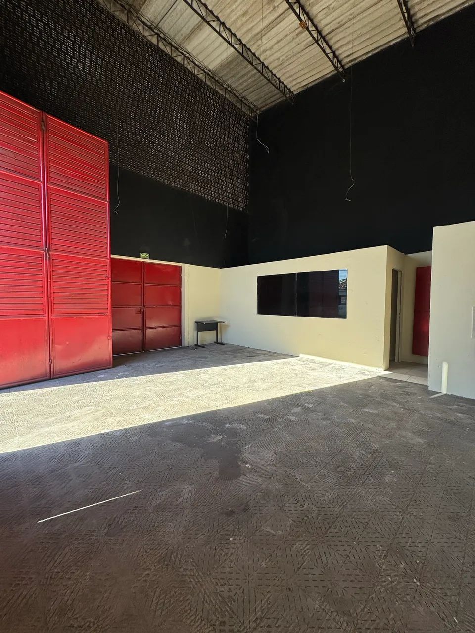 GALPÕES COMERCIAIS EM EXCELENTE LOCALIZAÇÃO  - Foto 2