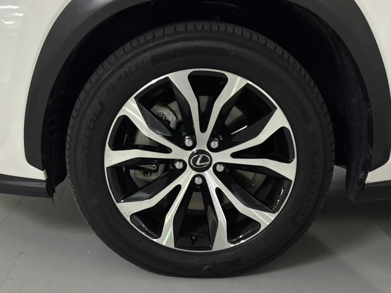 Lexus NX-200t F-sport 2.0 16V 238cv Aut., foto 17 de 19