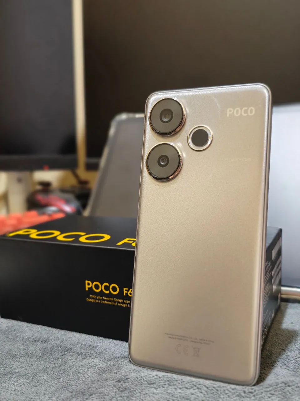 Celular Poco F6 - 512 Gigas - Foto 2