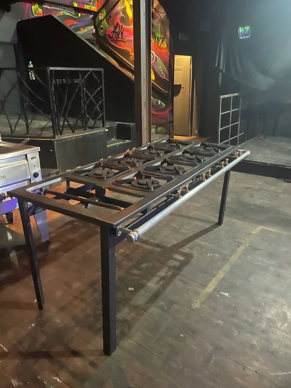 Fogão Industrial 8 Bocas Ferro/ Gás 