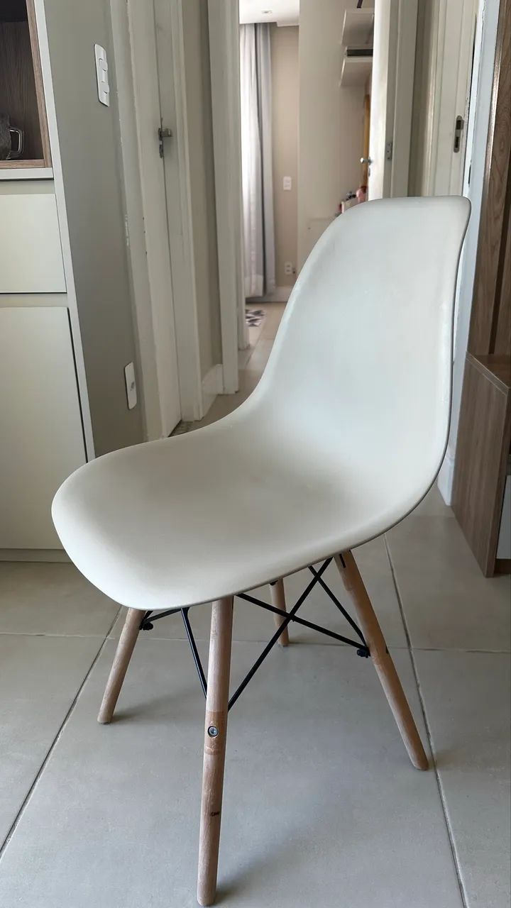 Cadeira Eames para Penteadeira ou Escritorio  - Foto 3