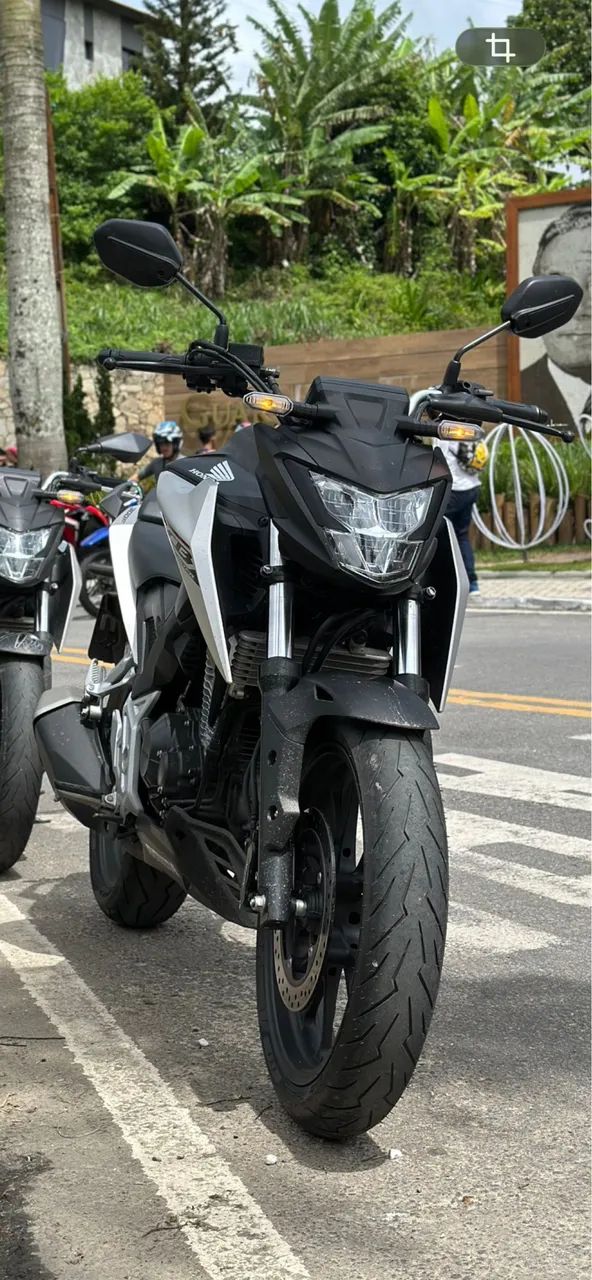 Honda CB300F - Foto 4