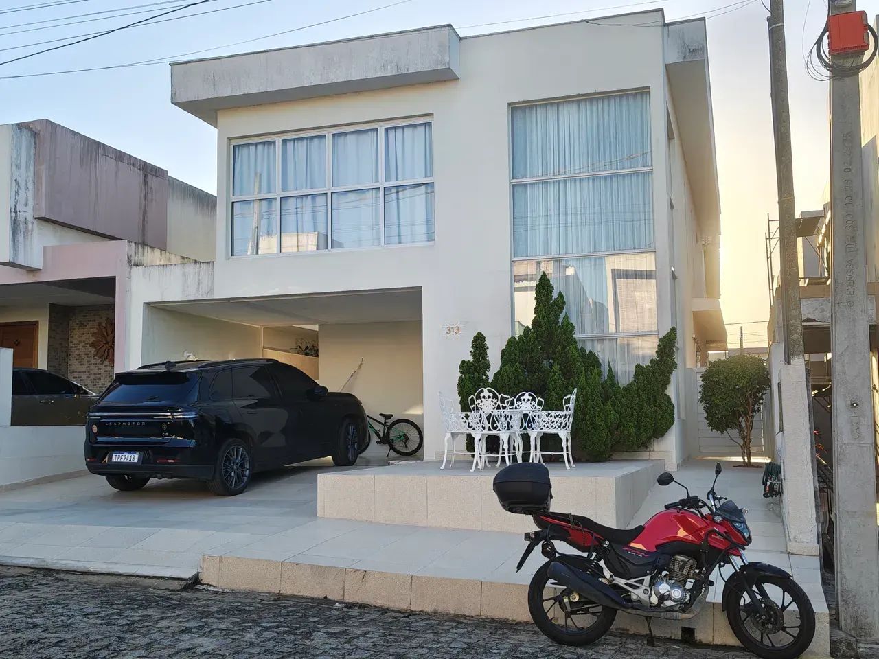 Casa com 4 suites, semi mobiliada, Cond.Geisel Privê. - Foto 2
