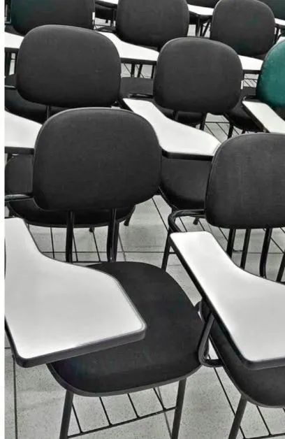 Lote de Cadeiras Universitárias a partir de R$60,00 - Foto 2
