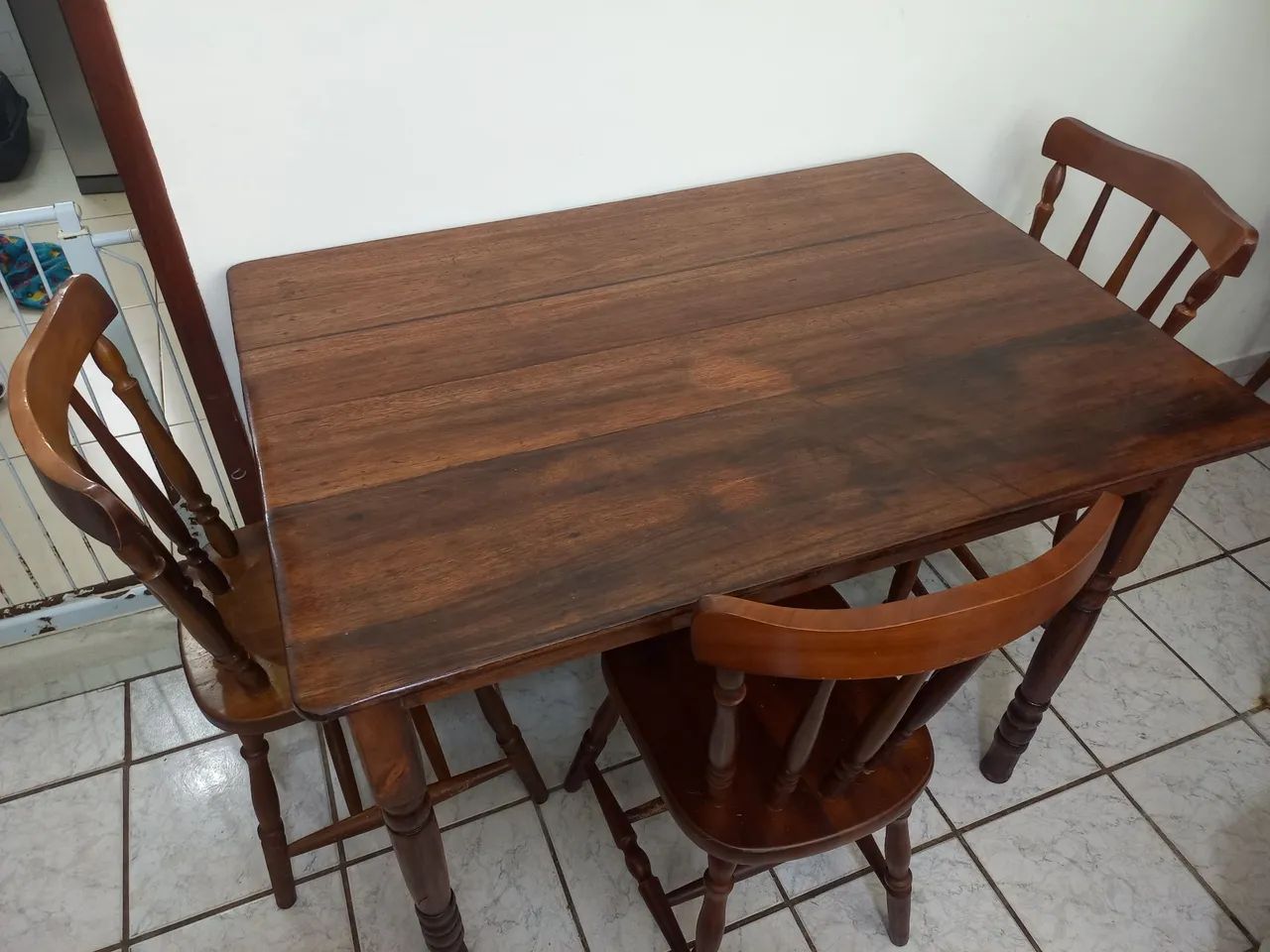 Mesa em Madeira Maciça  - Foto 4
