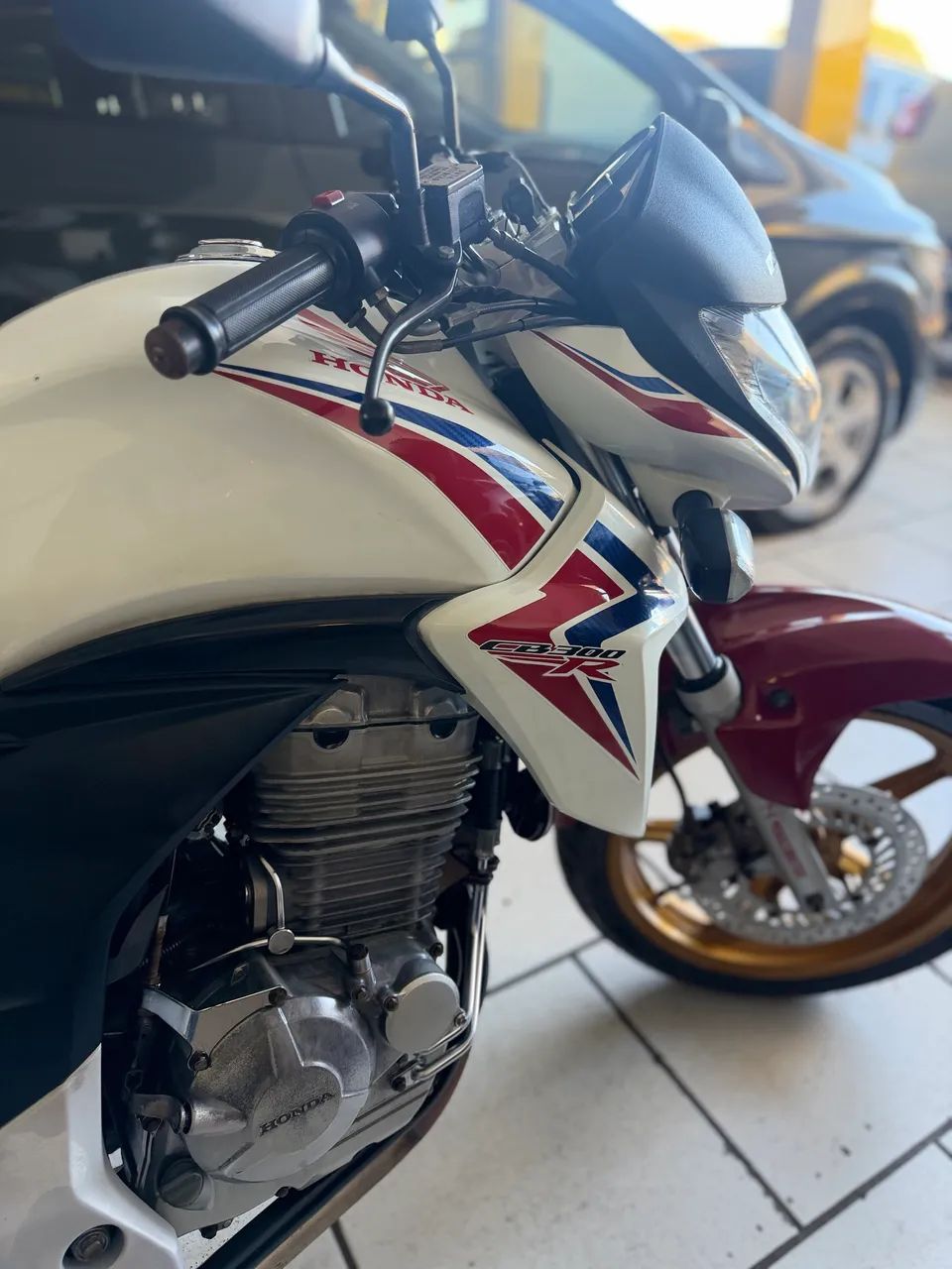 CB300 - Foto 3