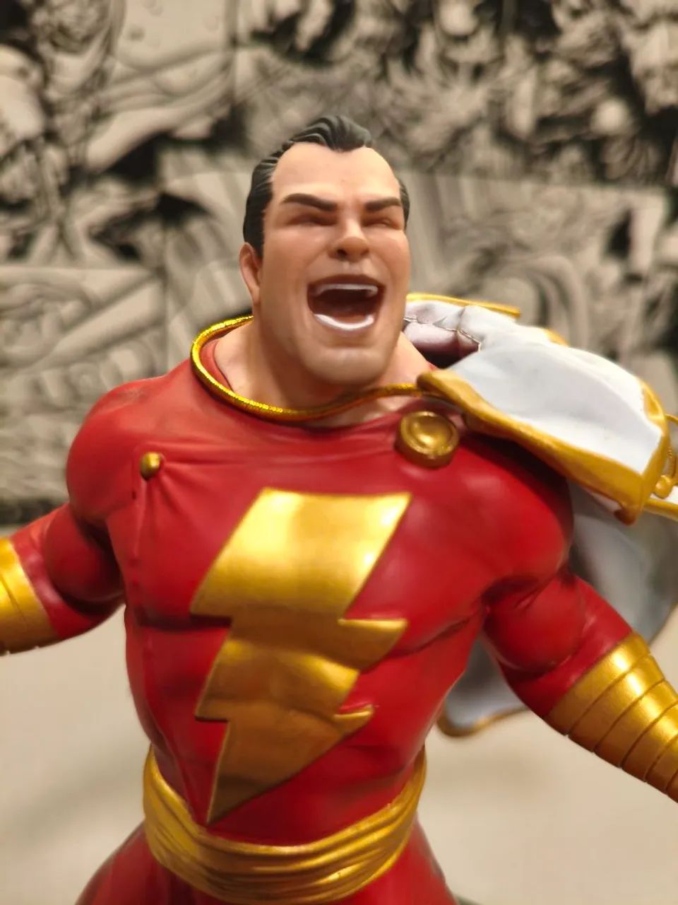 Shazam Iron Studios  - Foto 2