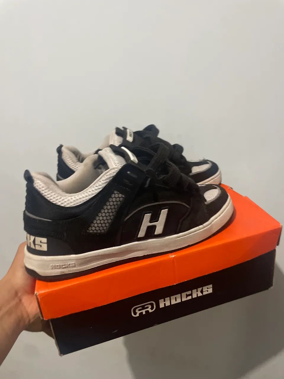 Hocks bold 