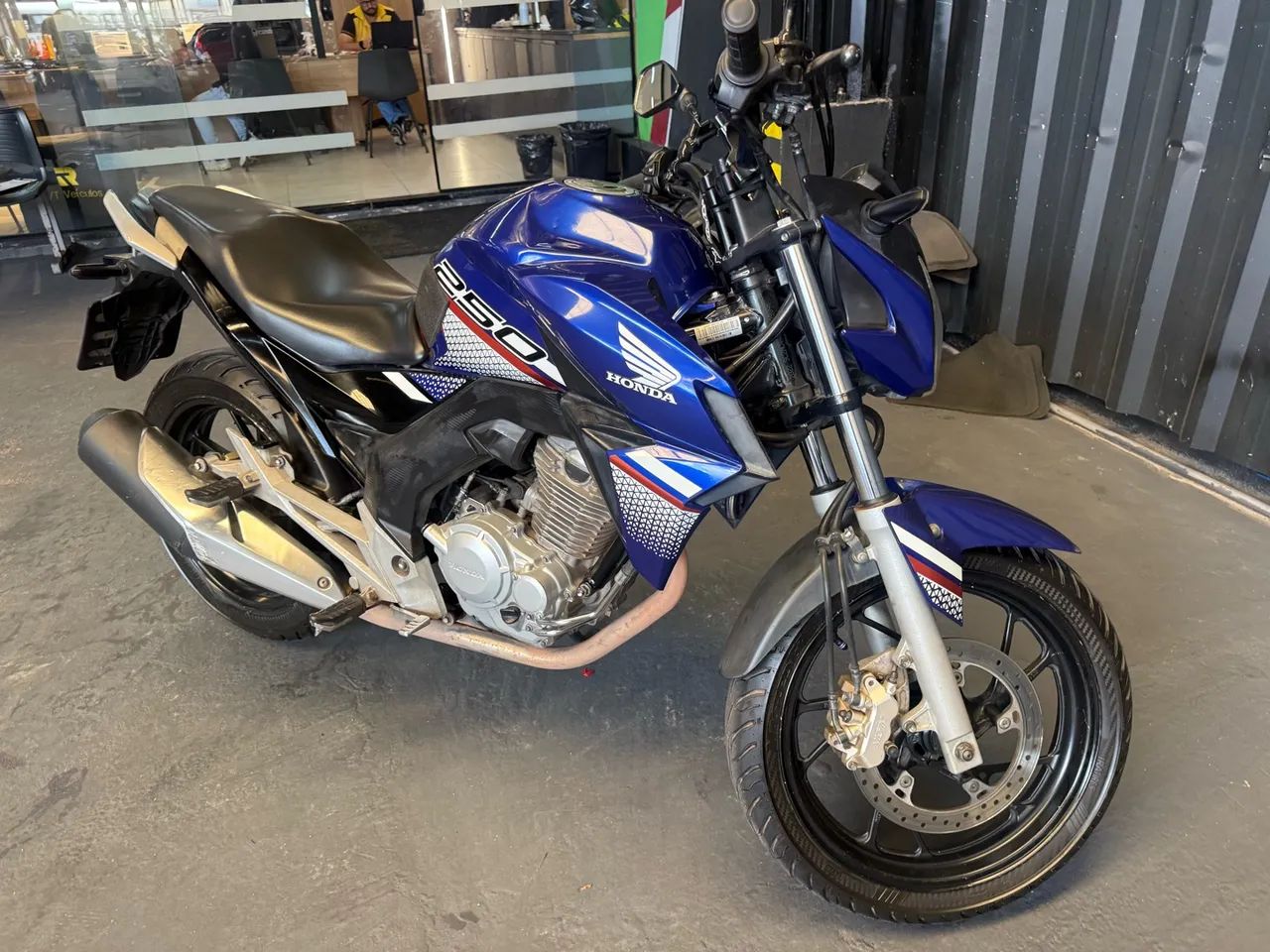 Cb 250 cc 2021 impecável  - Foto 3