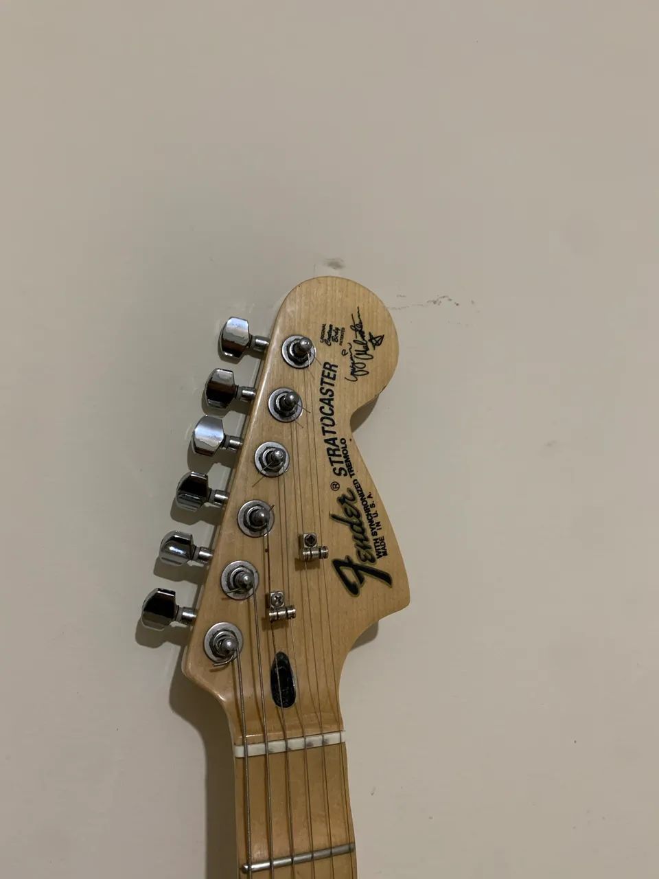 Guitarra Fender Stratocaster Chinesa - Foto 4