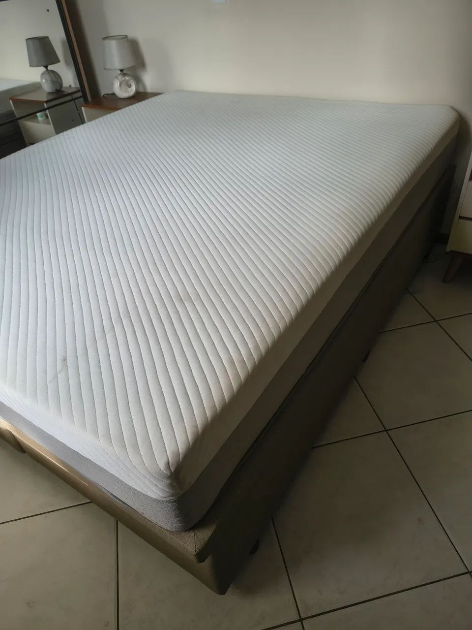 Colchão queem Slepcalm, com molas ensacadas individualmente  - Foto 3
