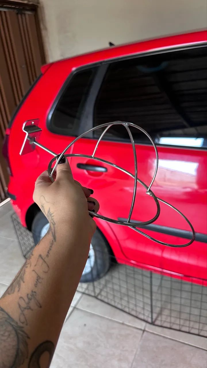 Vende-se suportes pra boné e cabides  - Foto 2