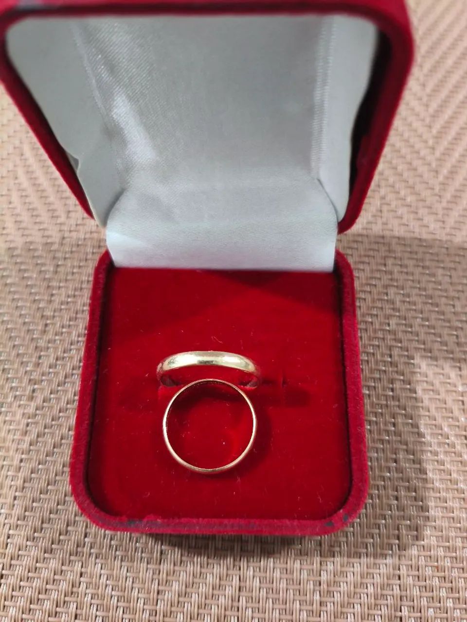 VENDO PAR DE ALIANÇA OURO !  - Foto 2