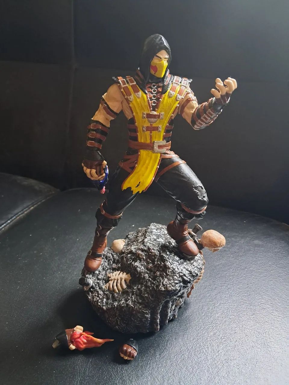 Action figure de resina Scorpion Mortal Kombat .  - Foto 2