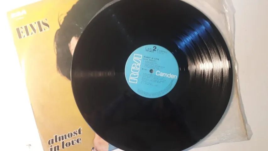 Elvis Presley Almost In Love Vinil / LP - Foto 3