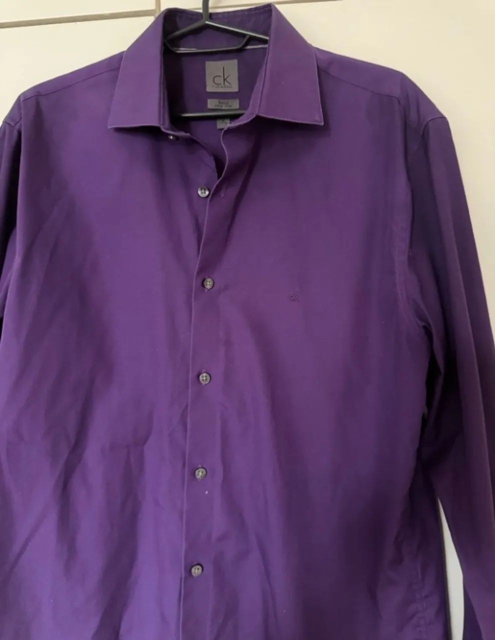 Camisa calvin klein roxa gg - Foto 4