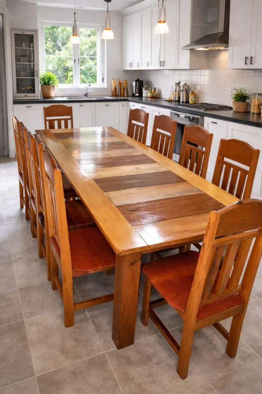 VENDO MESA DE MADEIRA COM 4 6 8 10 12 CADEIRAS  - Foto 4