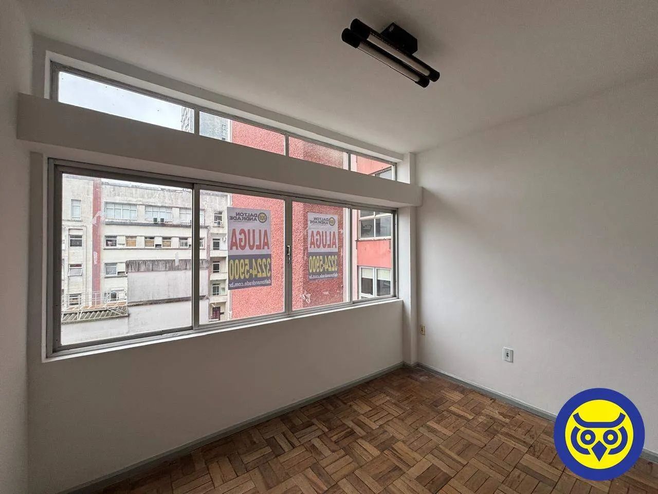 Sala comercial para locação no Centro de Florianópolis  portaria 24 horas - Foto 2