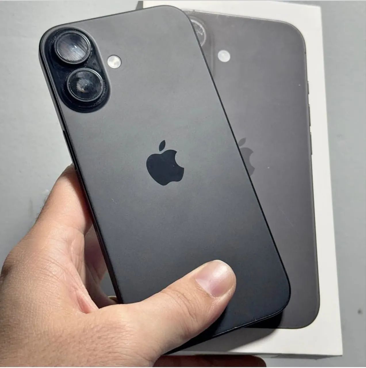 iPhone 16