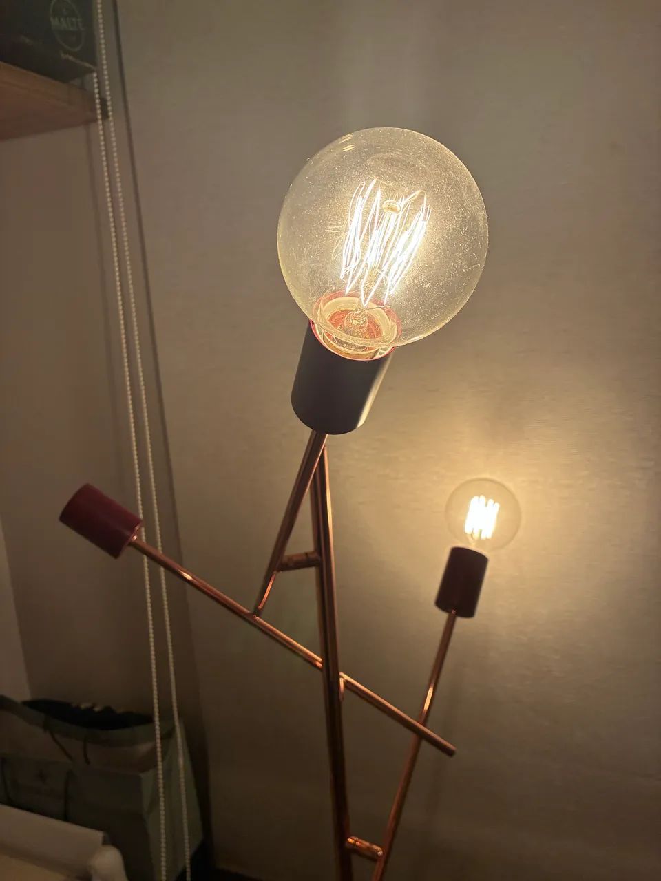 Luminária de piso vintage