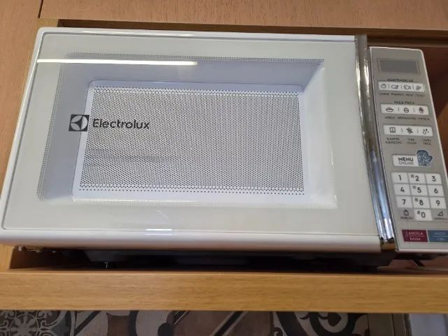 Micro-ondas seminovo
