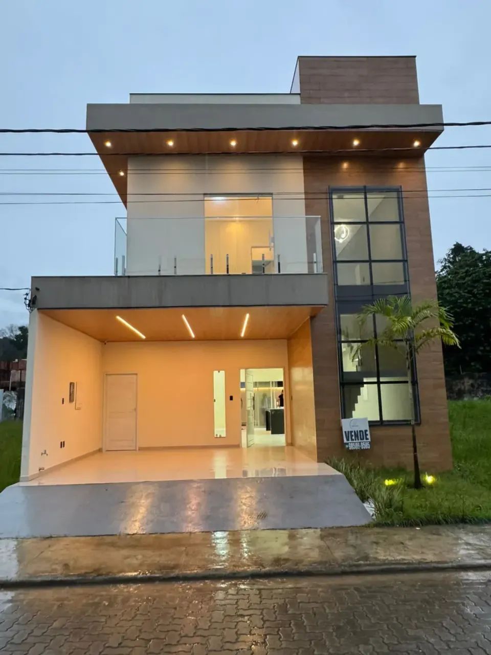 BELA CASA NO COND. QUARTZO VERDE